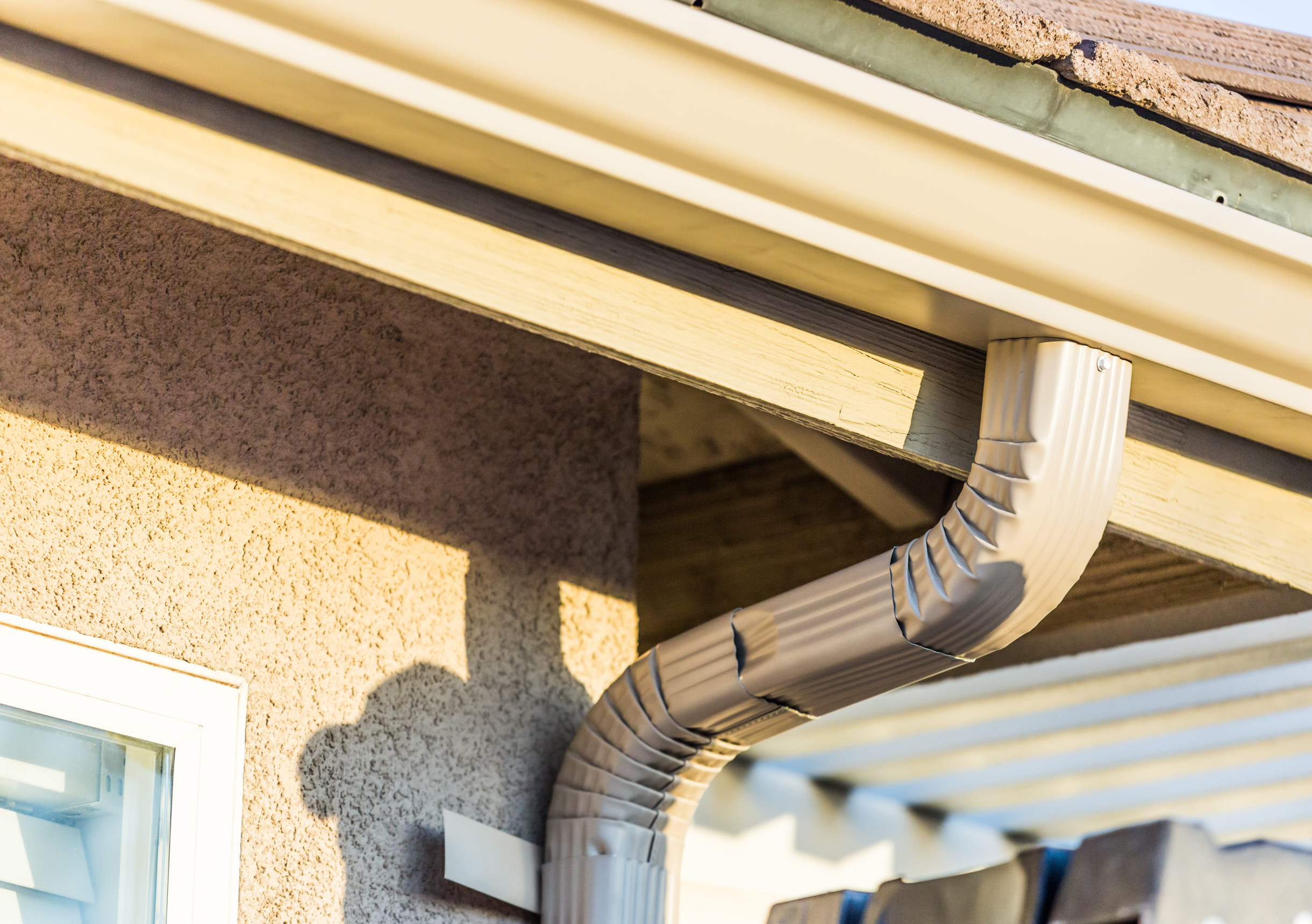 How Long Do Seamless Gutters Last in Minnesota?